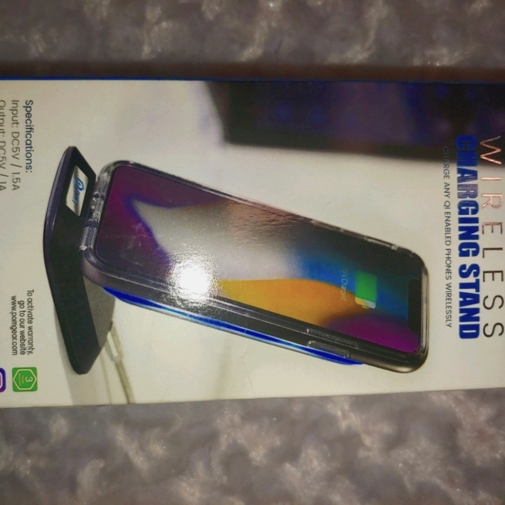 Wireless charger stand